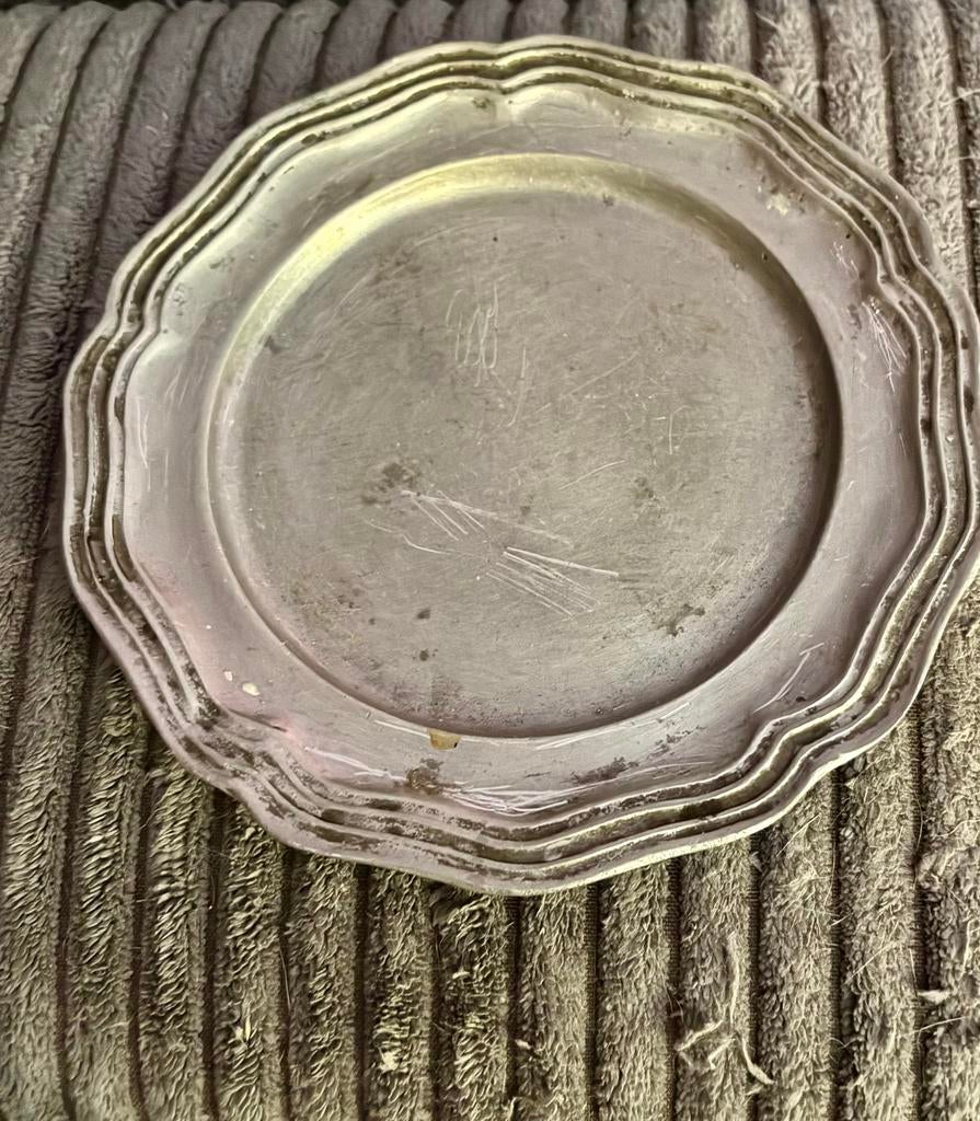 Mini assiette et 5 sous verres en etain pur, Enlèvement