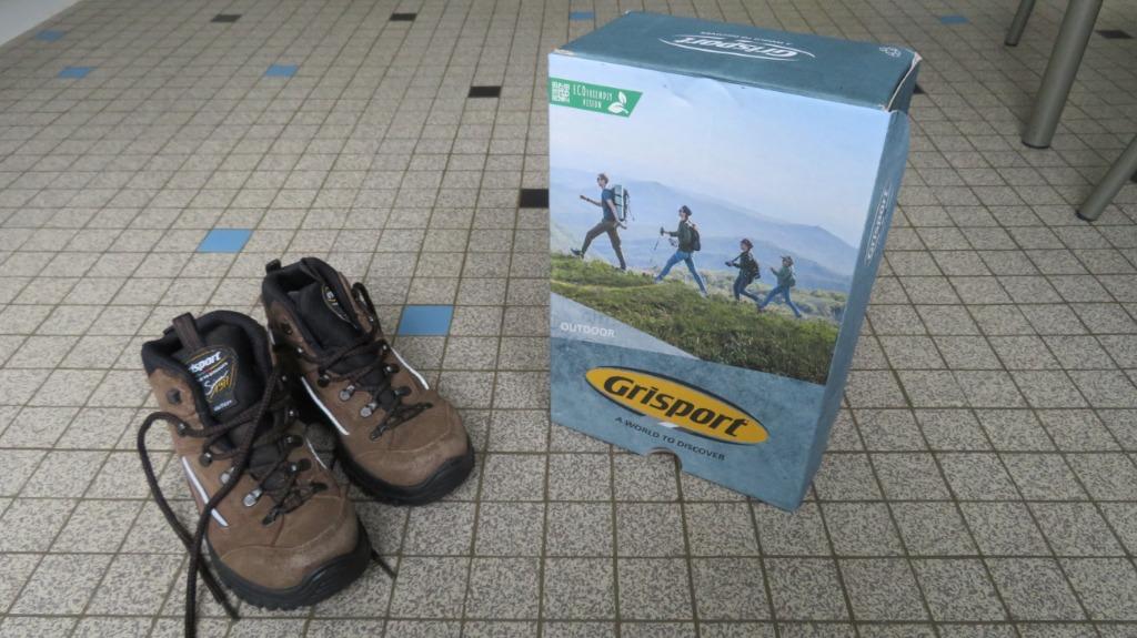 kinderwandelschoenen, Ophalen, Gebruikt