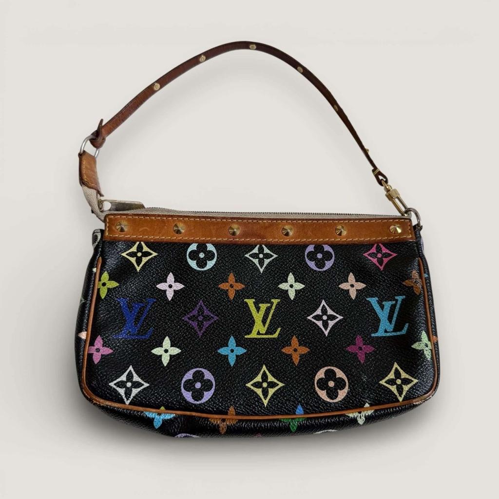 Louis Vuitton monogram multicolor pochette accessoires, Handtassen en Accessoires, Tassen | Damestassen, Gebruikt, Handtas, Zwart
