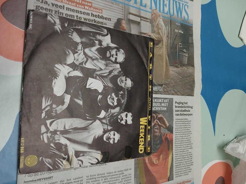 Earth and fire weekend, Enlèvement, Utilisé, Pop