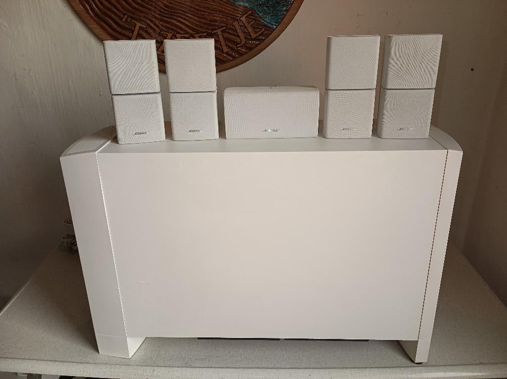 Bose Acoustimass 10 série IV — Système Surround 5.1 puissant, Enlèvement, Système 5.1, 70 watts ou plus