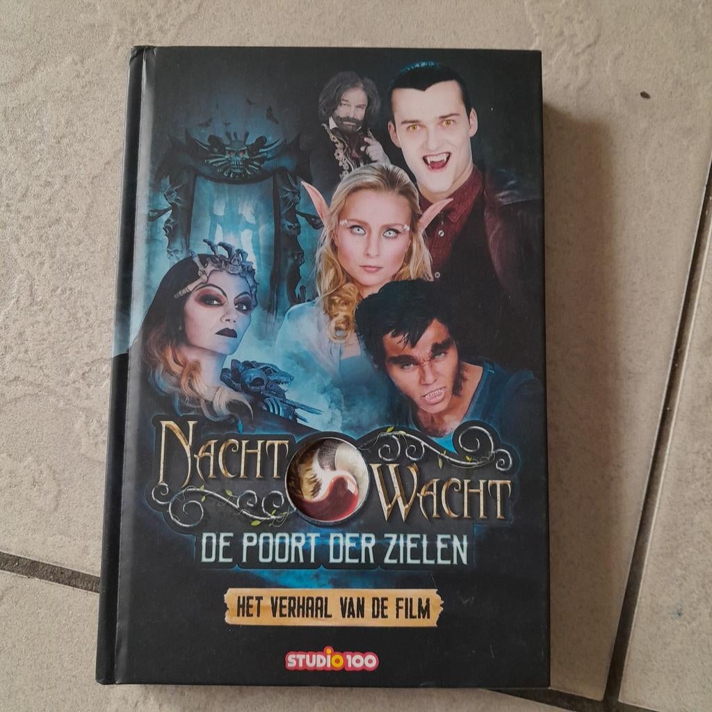 Gert Verhulst - Nachtwacht : leesboek - the movie, Boeken, Kinderboeken | Jeugd | onder 10 jaar, Zo goed als nieuw, Ophalen