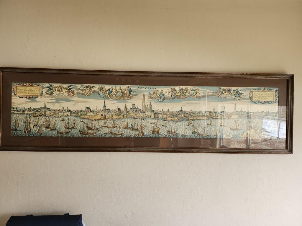 Langwerpige antieke kader over Antwerpse Schelde, Ophalen