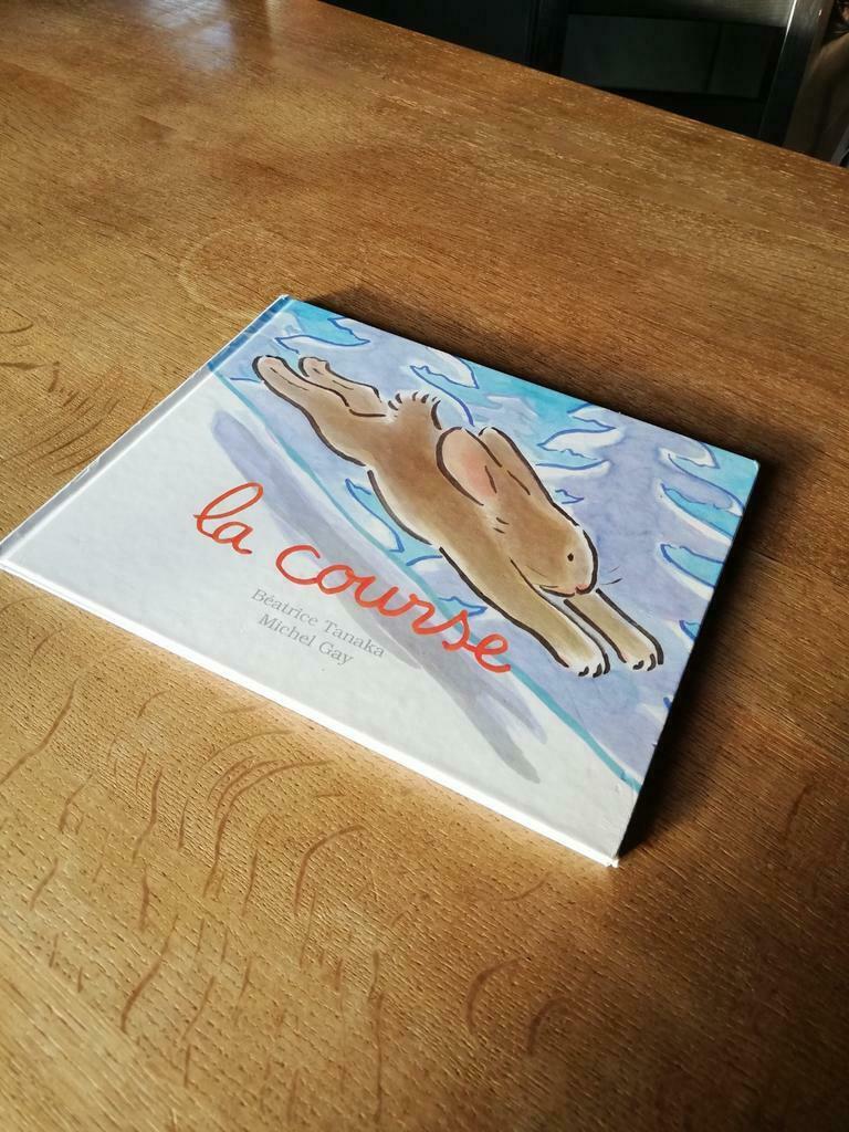 Livre "La course", Livres, Livres pour enfants | 4 ans et plus, Comme neuf, Fiction général, 5 ou 6 ans, Garçon ou Fille, Livre de lecture