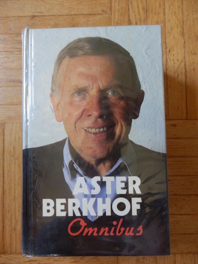 Aster Berkhof omnibus: Bloedwraak, Maldito, Leven in oktober, Boeken, Ophalen of Verzenden, Gelezen, Aster Berkhof, België