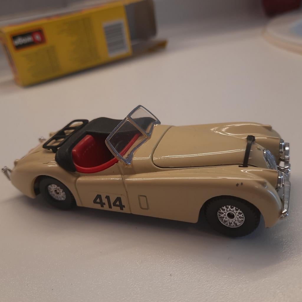CORGI : JAGUAR XK 120 Comme neuf.*VINTAGE*, Enlèvement, Comme neuf, Corgi