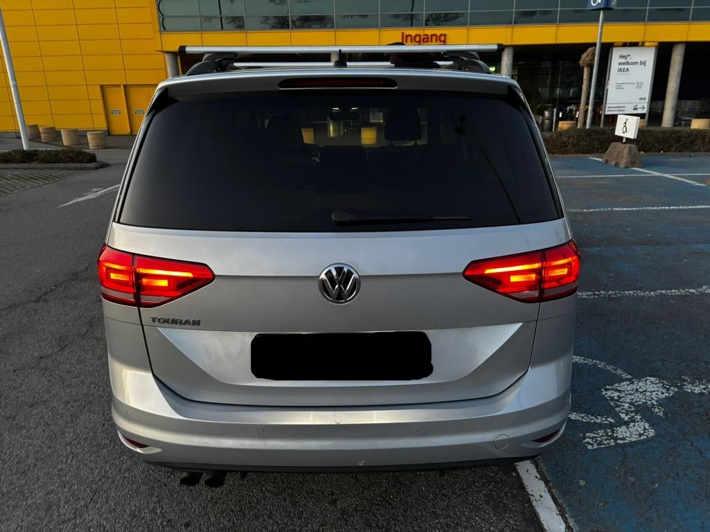 volkswagen touran 2018 1.4 TSI, 1395 cm³, Argent ou Gris, Achat, 7 places