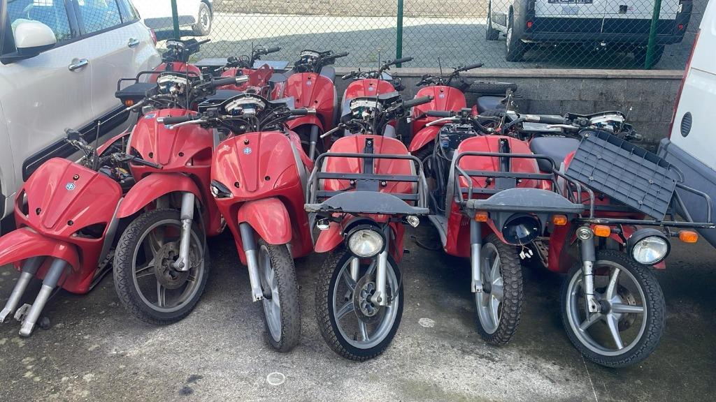Partij piaggio liberty PTT - 50cc - 12 stuks - Voor opmaak, Vélos & Vélomoteurs, Scooters | Piaggio, Autres modèles, Classe B (45 km/h)