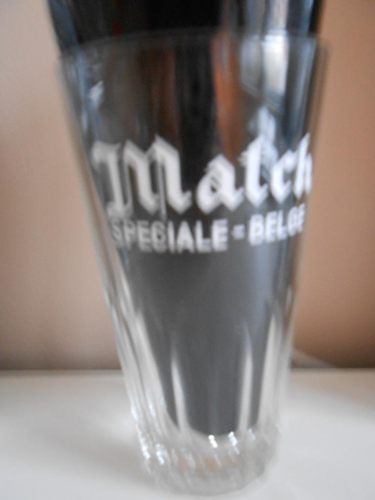 Bierglas Match speciale-Belge brouwerij Labor uit Mons ????, Collections, Enlèvement ou Envoi, Verre à bière