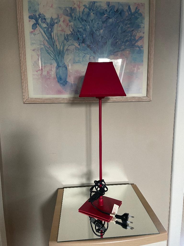 Elégante lampe rouge, Huis en Inrichting, Ophalen, Zo goed als nieuw, MODERNE, Minder dan 50 cm