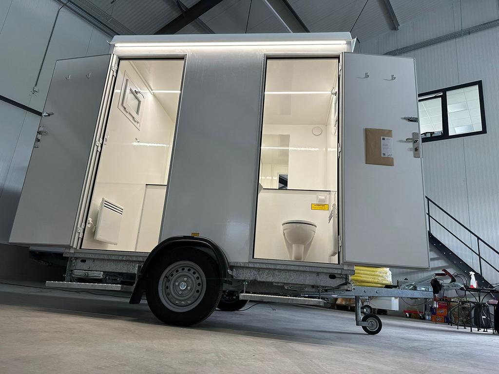 Te koop nieuwe toiletwagens 1-1 met vermalers, Ophalen, Nieuw
