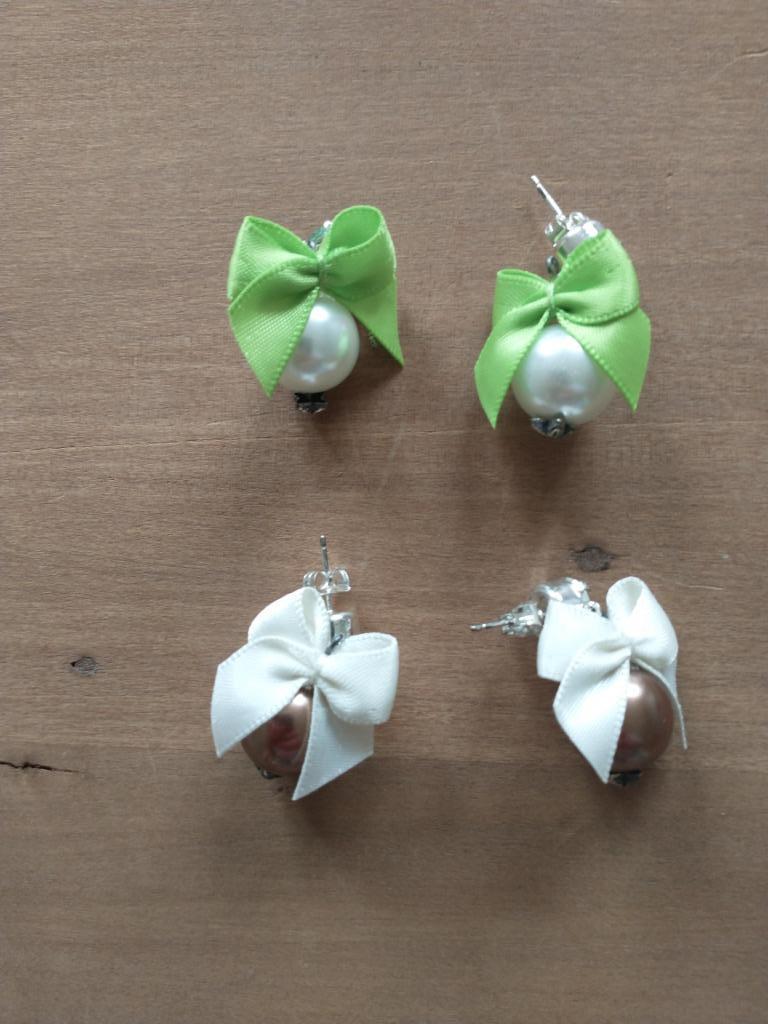 Boucles d'oreilles (2 ensembles), Bijoux, Sacs & Beauté, Boucles d'oreilles, Enlèvement ou Envoi, Autres matériaux, Blanc, Neuf