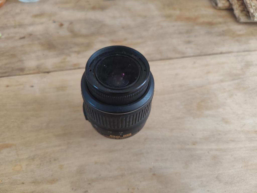 Objectif Nikon DX 18-55mm 1:3.5-5.6 G, Enlèvement