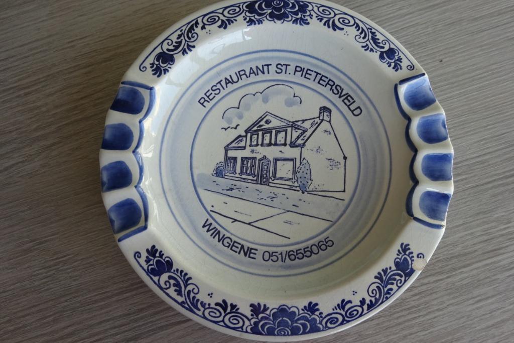 asbak cendrier Delfts Blauw Sint Pietersveld Wingene Tielt, Antiquités & Art, Enlèvement ou Envoi
