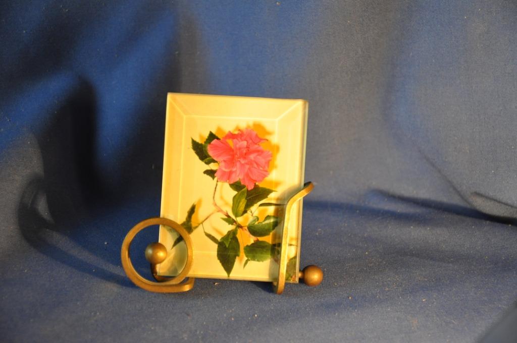 petit cadre art deco laiton et verre biseauté, Antiquités & Art, Enlèvement ou Envoi