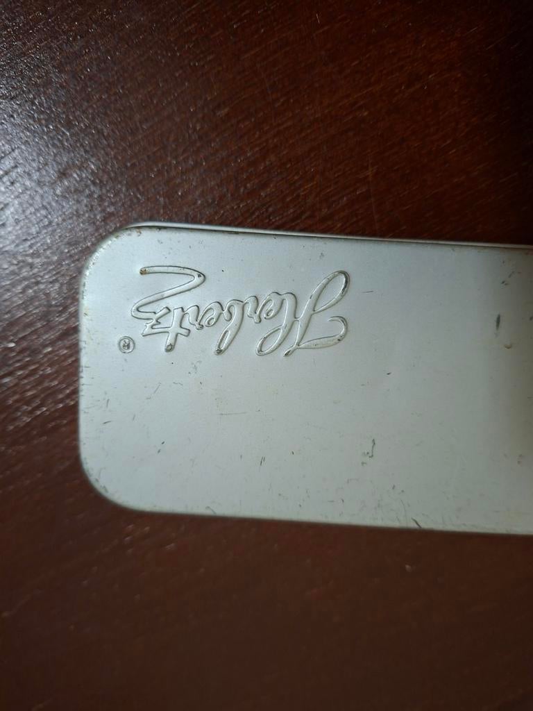 Couteau de poche, couteau de collection, Enlèvement