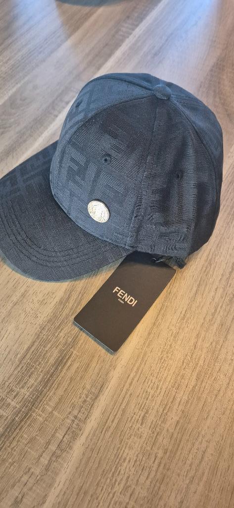 nieuwe fendi pet, Ophalen of Verzenden, Nieuw, One size fits all, Pet