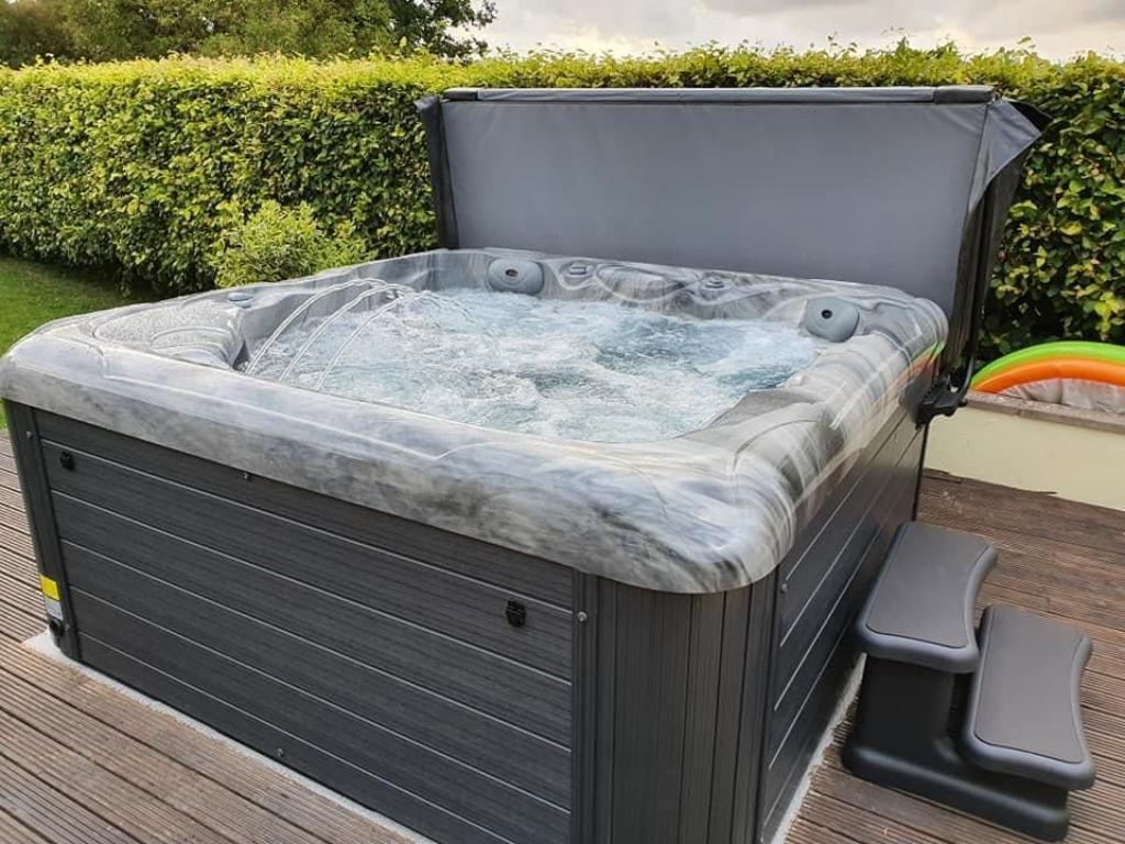 Acheter un jacuzzi pure détente✅meilleur prix qualité PARTOU, Articles professionnels, Articles professionnels Autre, Enlèvement