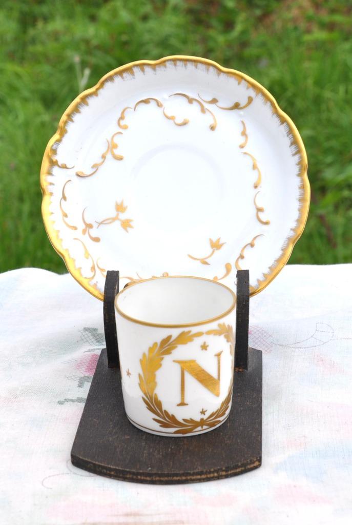 tasse a café de collection avec sous tasse et support bois, Collections, Enlèvement ou Envoi, Comme neuf