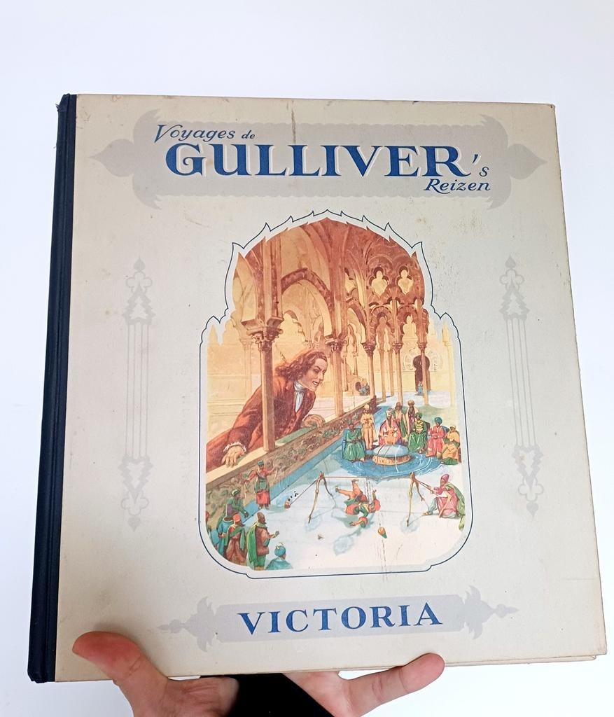 Groot boek Gulliver's reizen, Victoria chocolade, Ophalen of Verzenden, Zo goed als nieuw