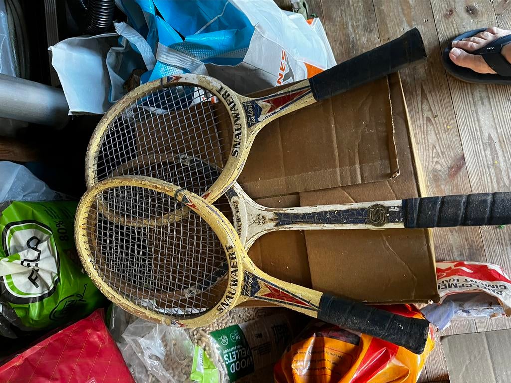 Tennis racket vintage Snauwaert 1grote en 2 kleinere, Sport en Fitness, Tennis, Ophalen, Gebruikt, Racket