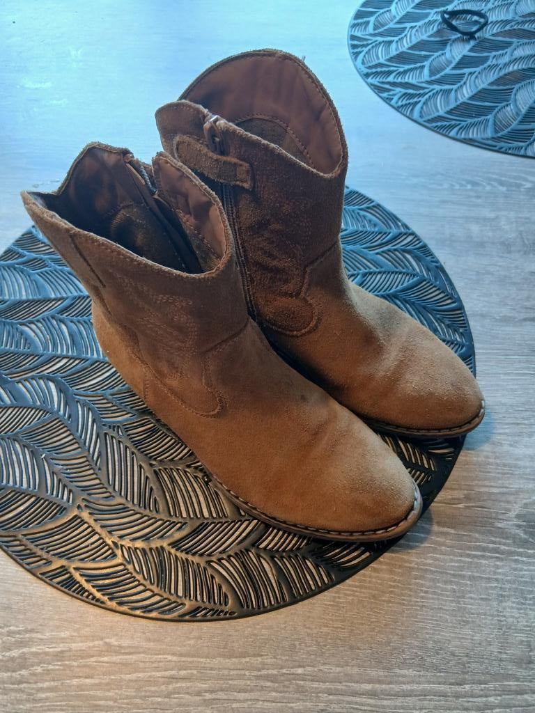 Cowboylaarzen maat 33 Milo en Mila, Ophalen