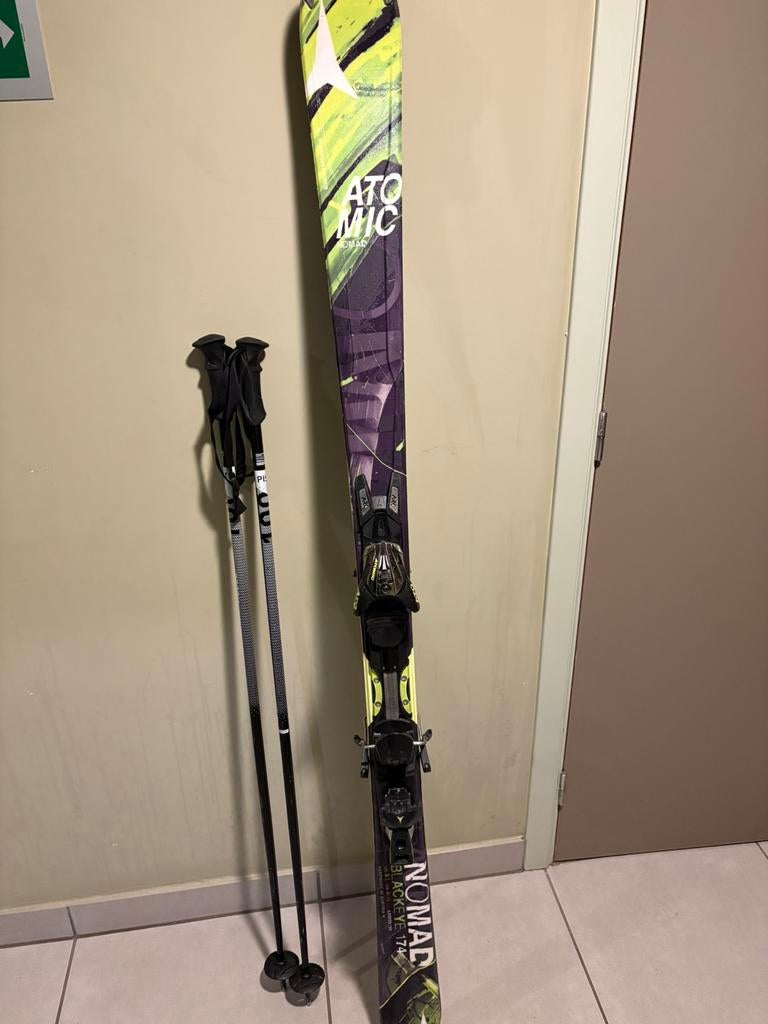 A vendre ski Alpin Atomic, Sports & Fitness, 160 à 180 cm, Carving, Enlèvement ou Envoi, Skis