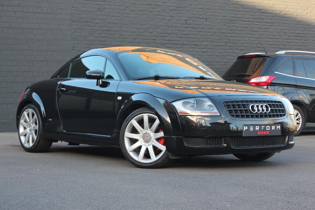 AUDI TT 1.8i TURBO*S-LINE*YOUNGTIMER*OHB* + 1J GARANTIE, Autos, Audi, Cuir et Alcantara, 110 kW, Entreprise, Boîte manuelle