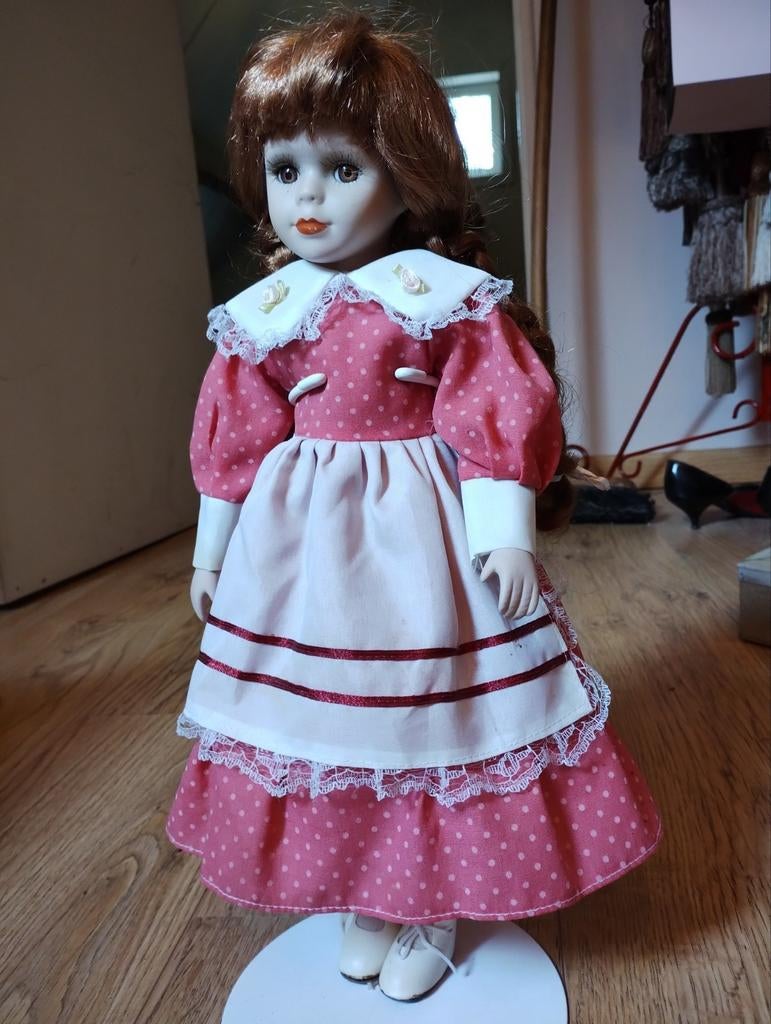 Pop rood haar roze outfit, Verzamelen, Ophalen of Verzenden, Zo goed als nieuw, Pop