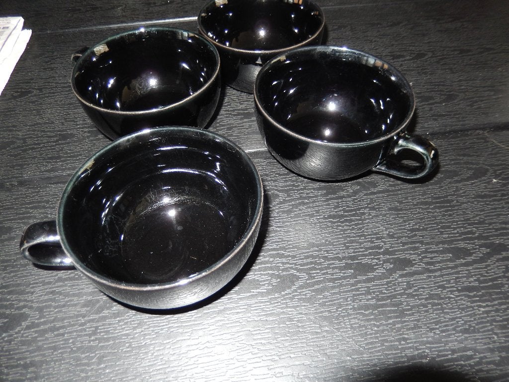 4 zwarte cappuccino koppen, Maison & Meubles, Cuisine | Vaisselle, Enlèvement ou Envoi, Comme neuf, Tasse(s) et/ou soucoupe(s)