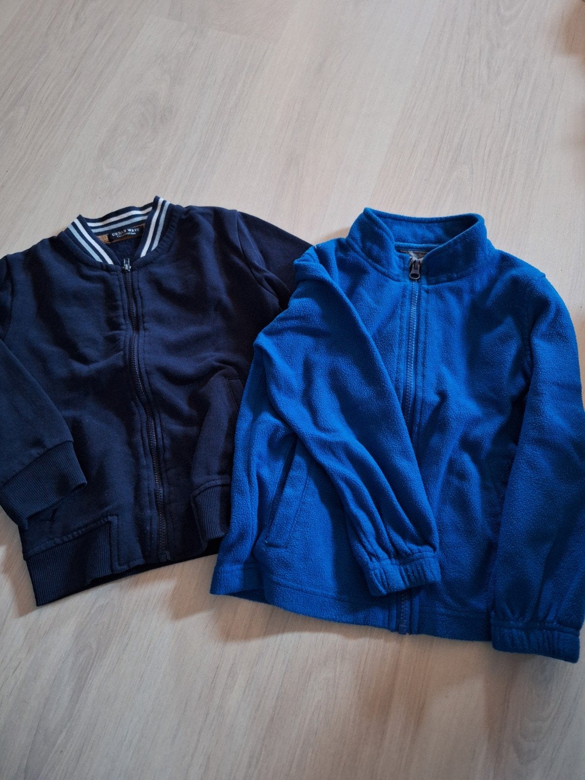 vesten jongens maat 110, Ophalen of Verzenden, Zo goed als nieuw, Jongen, Trui of Vest