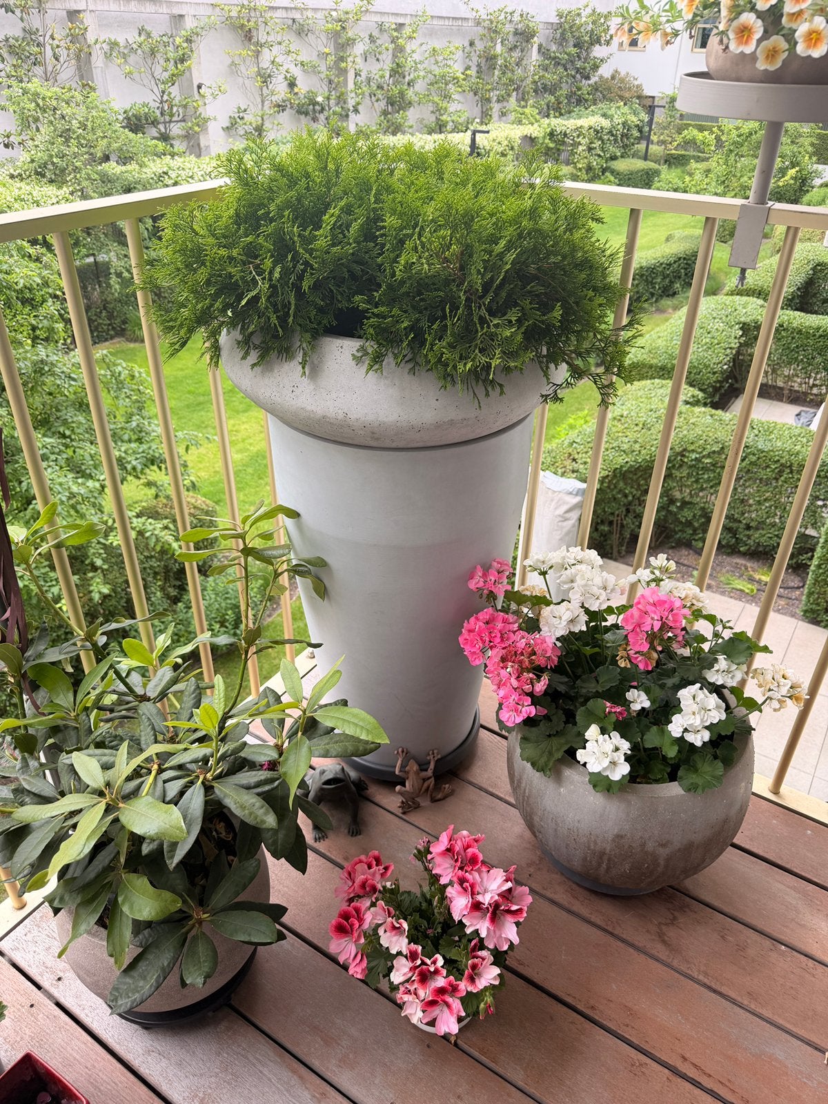 Bloemen beton pot 80cm, Tuin en Terras, Ophalen, Zo goed als nieuw
