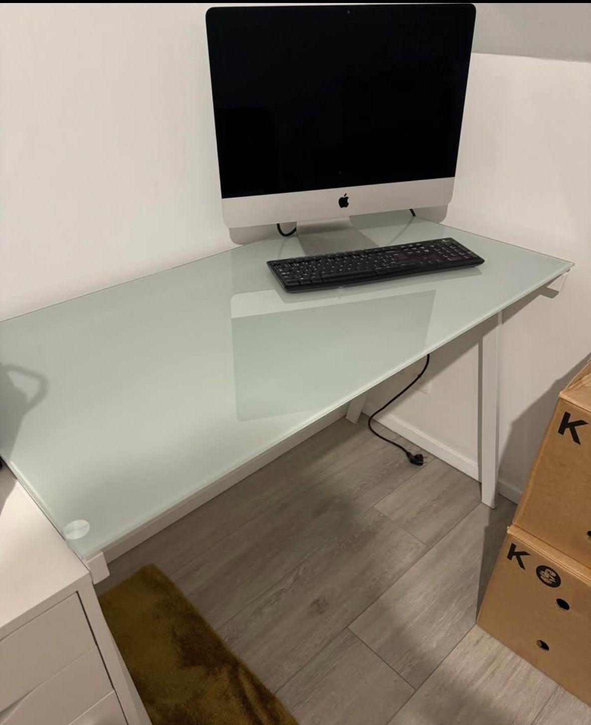 Bureau tafel (glas), Huis en Inrichting, Bureaus, Ophalen, Gebruikt, Glas, Computerbureau