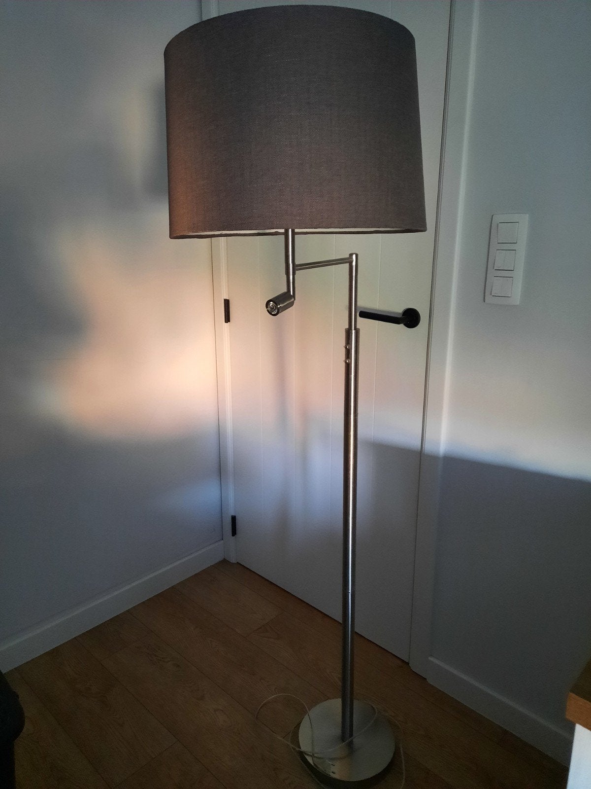 verlichting staander - modern/grijs, Huis en Inrichting, Lampen | Vloerlampen, Ophalen