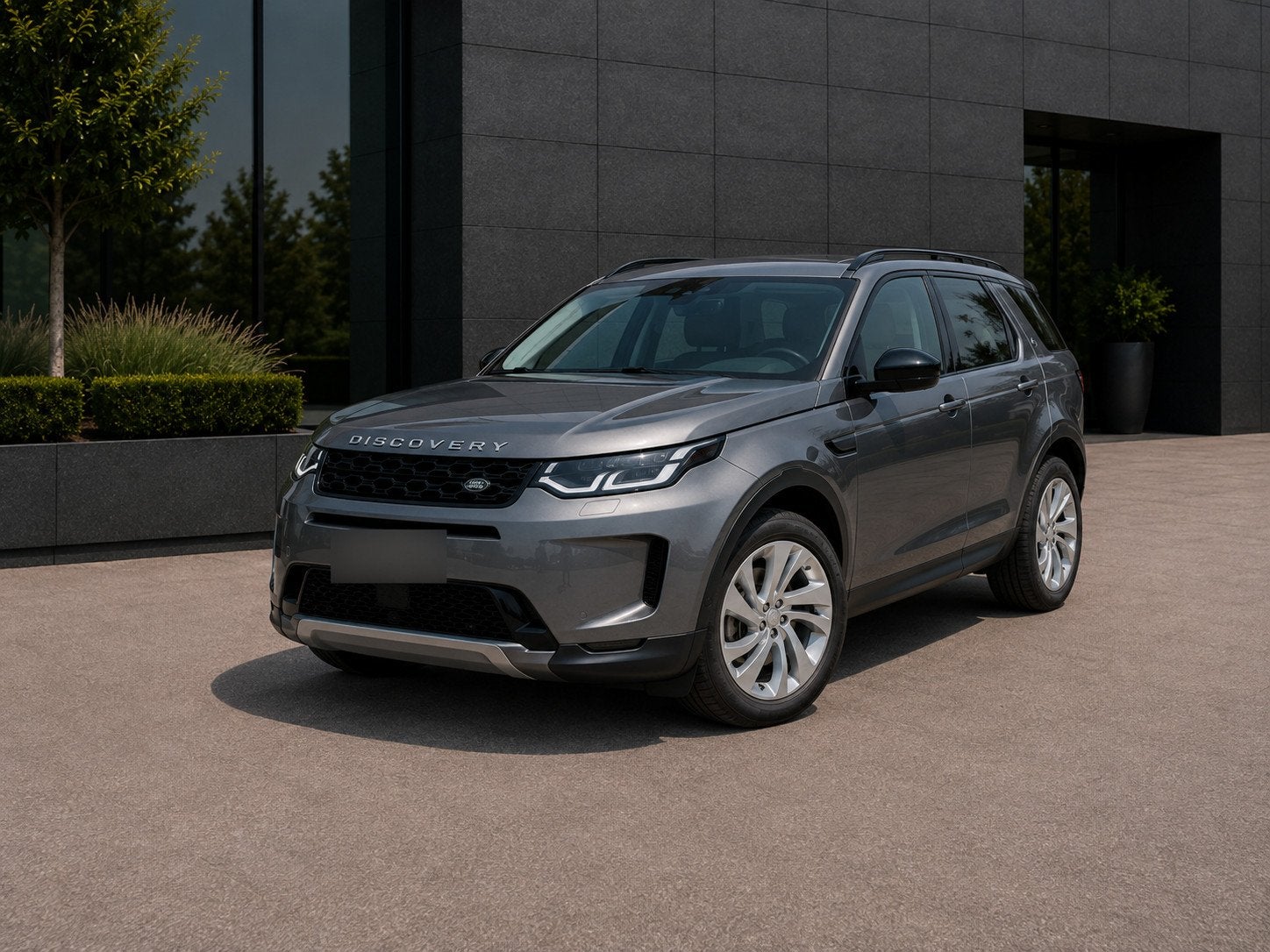 Land Rover Discovery Sport P270e S AWD Auto. 25MY (bj 2024), Auto's, Land Rover, Automaat, Gebruikt, Zwart, Lederen bekleding