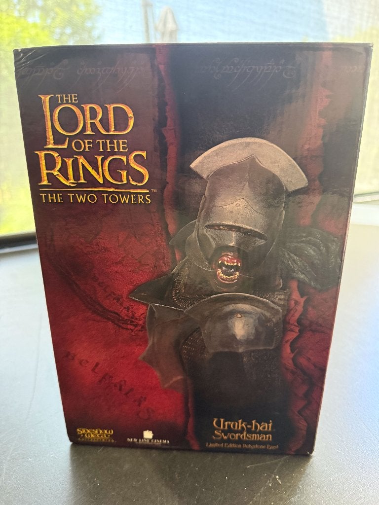 Weta Uruk-Hai Swordsman Lord of The Rings buste, Ophalen, Gebruikt, Beeldje of Buste