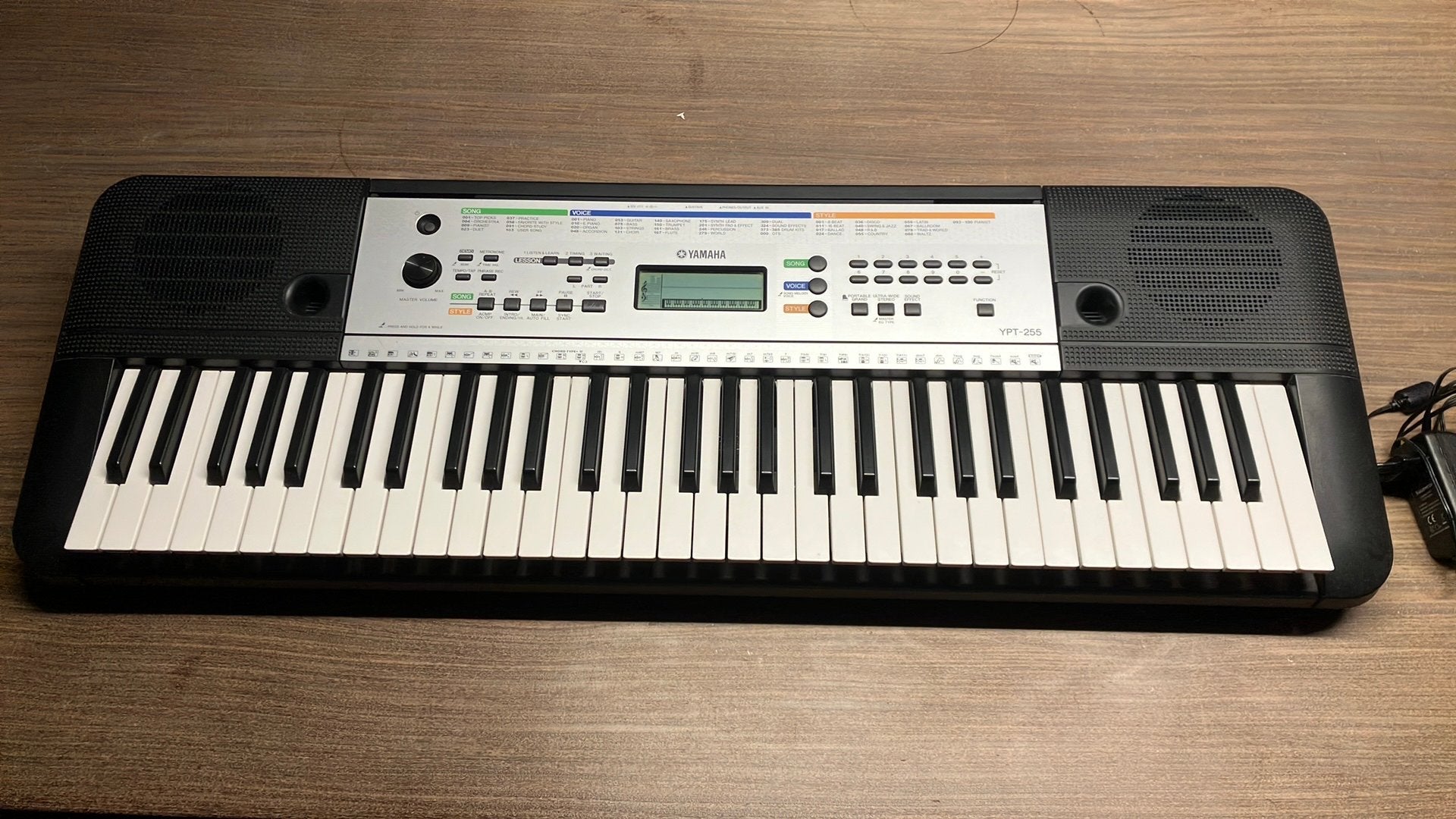 Piano Yamaha YPT-255, Muziek en Instrumenten, Ophalen of Verzenden, Zo goed als nieuw, 61 toetsen, Yamaha