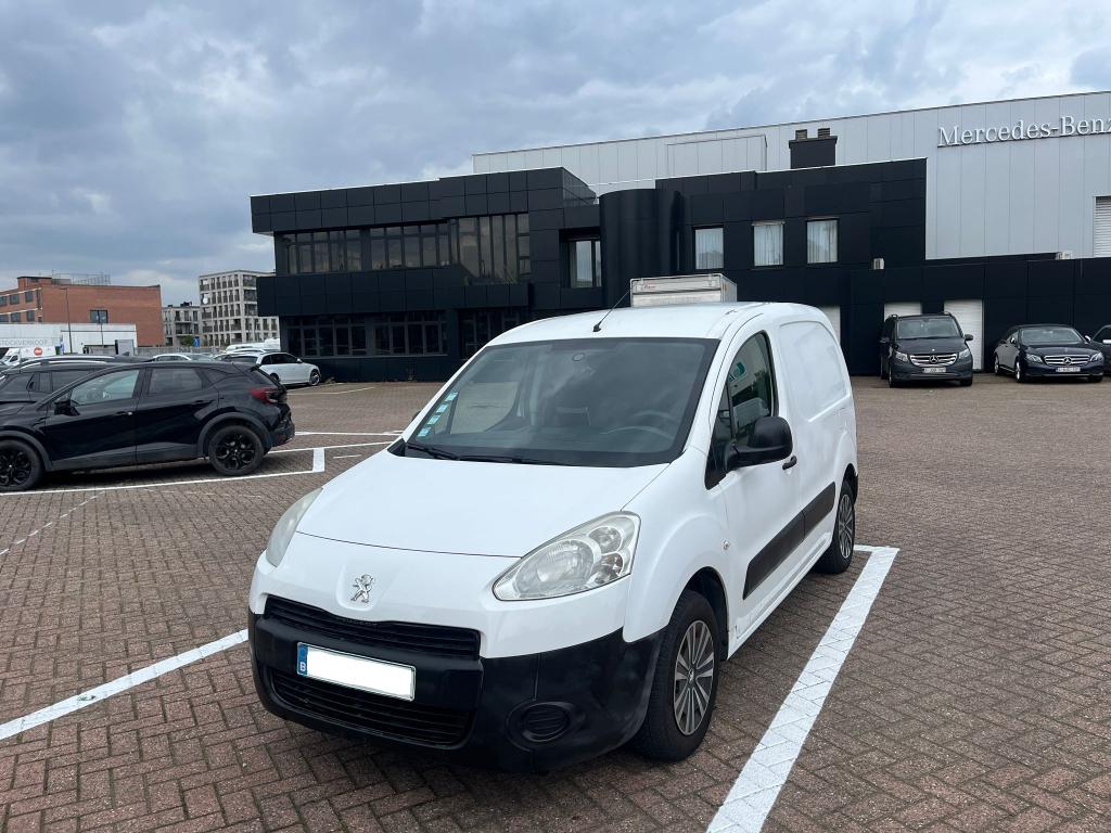 Peugeot Partner Bestelwagen 1.6 e-hdi Euro5b Gekeurd, Voorwielaandrijving, Euro 5, Stof, 4 cilinders