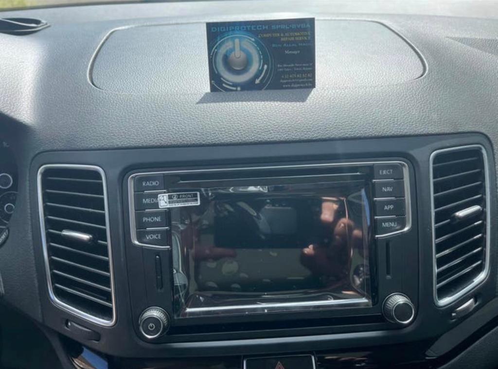 MINI-NAVIGATIE VW CADDY AMAROK TRANSPORTER SHARAN REPARATIE, Ophalen of Verzenden, Volkswagen