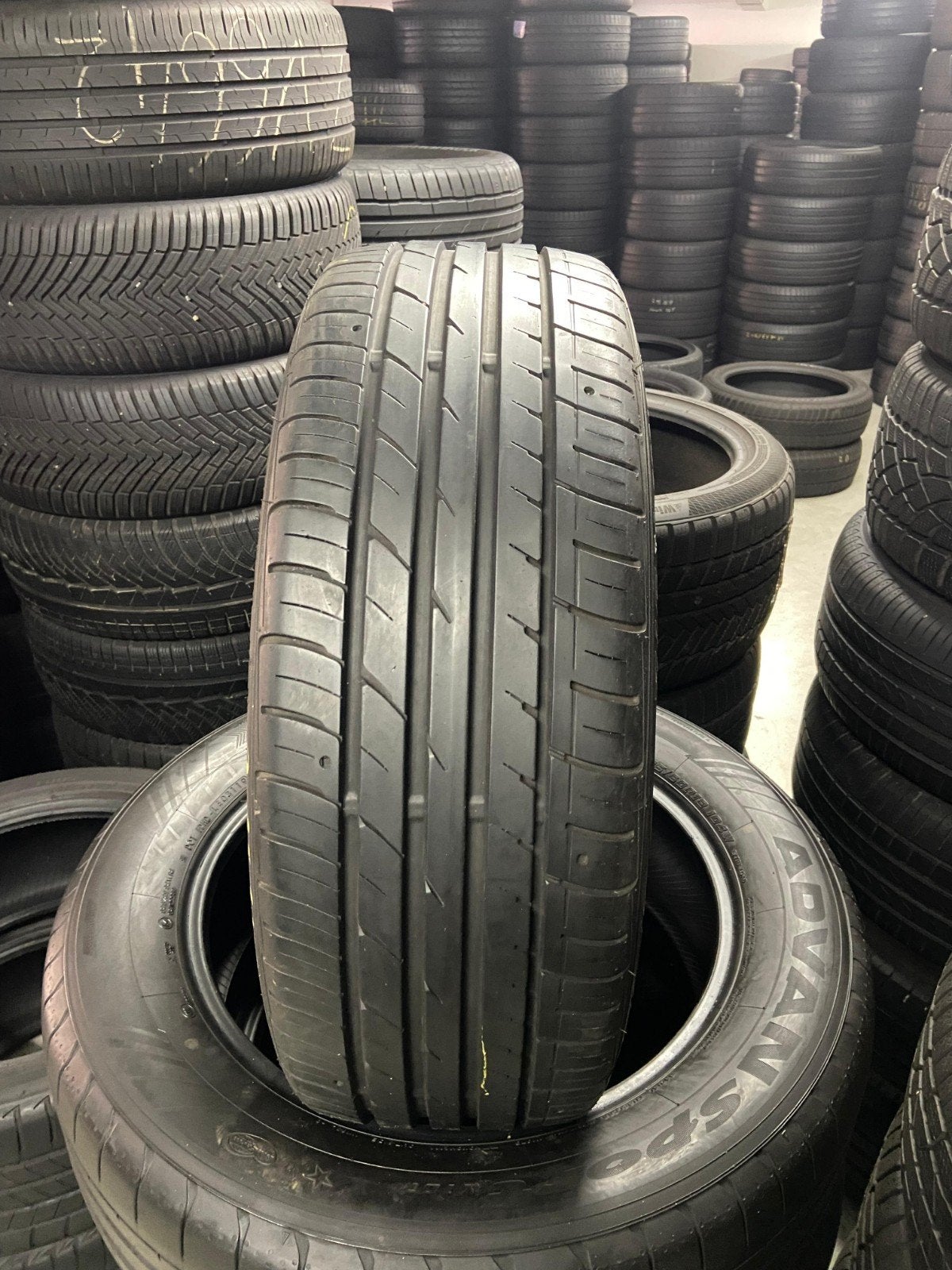 21545r18 215 45 r18 215/45/18 falken Leasing presque nouveau