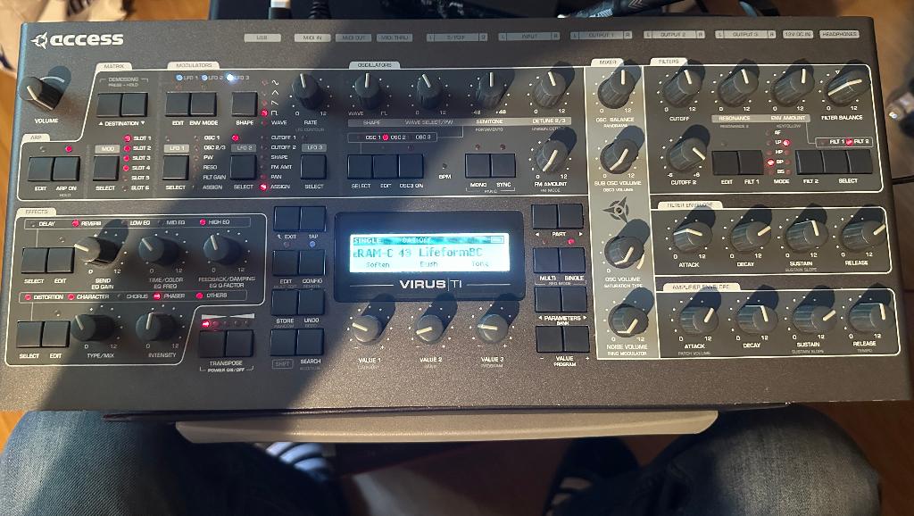 ACCESS VIRUS TI2 desktop, Musique & Instruments, Modules de son, Enlèvement ou Envoi, Utilisé, Autres marques