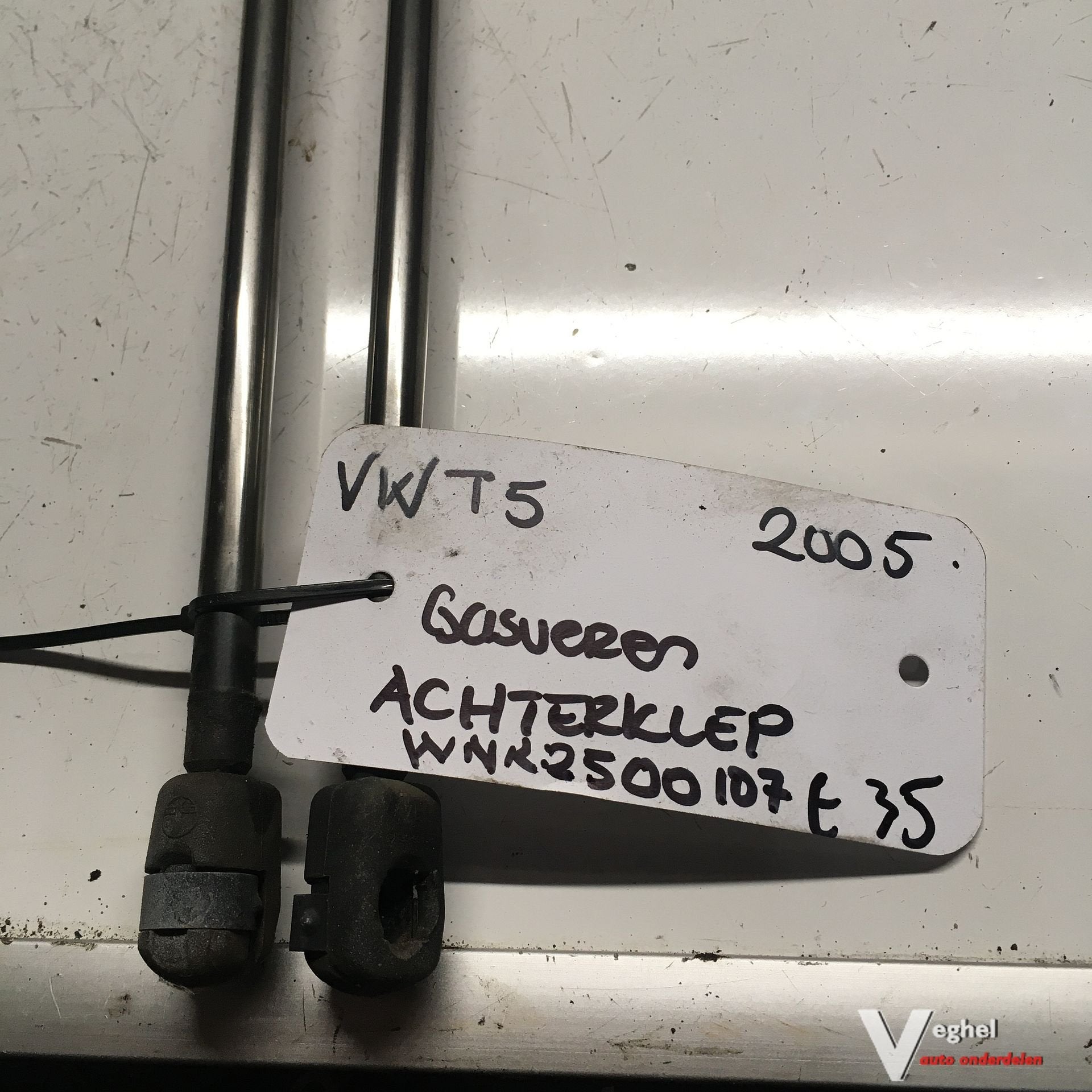 Vw Transporter T5 1.9 Diesel 2005 Achterklep Gasveren set, Auto-onderdelen, Gebruikt, -, -, Ophalen of Verzenden
