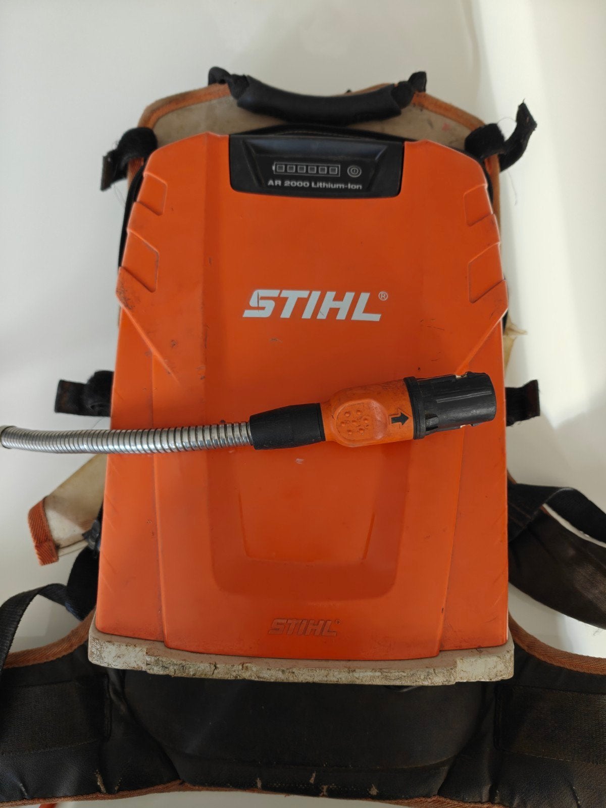 batterie dorsal Sthil AR 2000 avec sac à dos et cordon !, Jardin & Terrasse, Enlèvement, Batterie