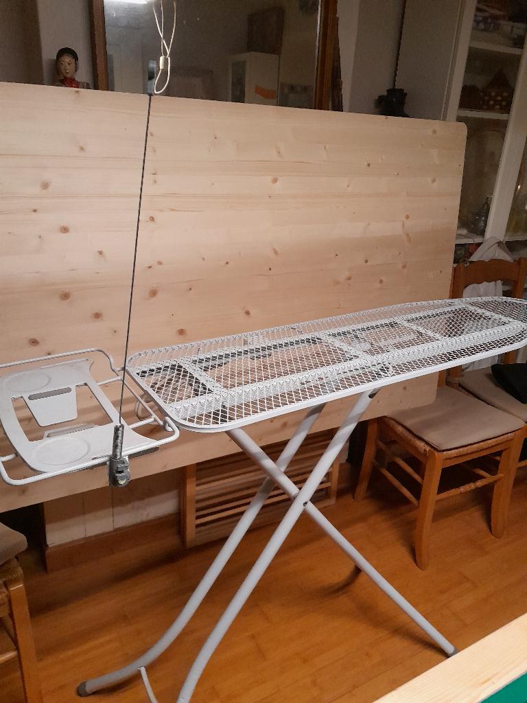 Planche à repasser, Electroménager, Enlèvement, Comme neuf