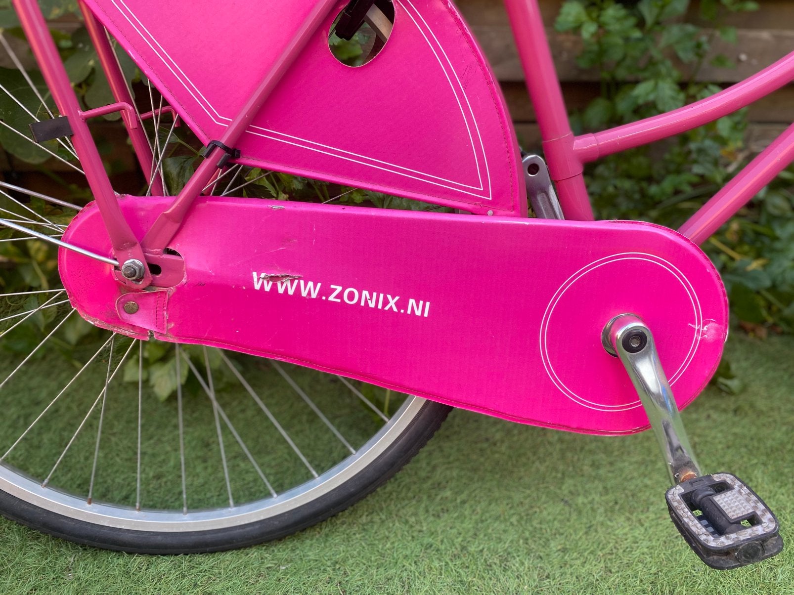 Omafiets met transportdrager, Ophalen, Zo goed als nieuw