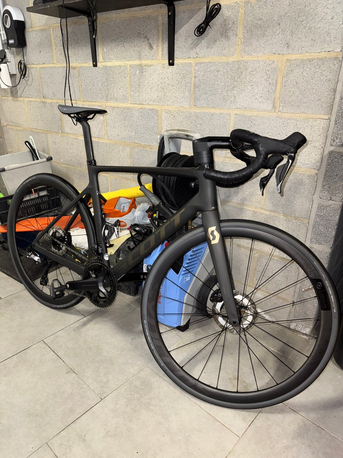 Scott Addict RC15 (L), Vélos & Vélomoteurs, Enlèvement, Comme neuf