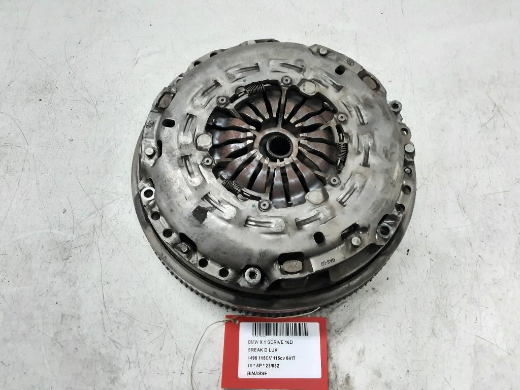 VOLANT MOTEUR BI-MASSE BMW X1 (F48) (01-2014/06-2022), Mevr. I. Hauben, Utilisé, BMW, Rue de l'Espoir 34 34
4030  GRIVEGNÉE, BE