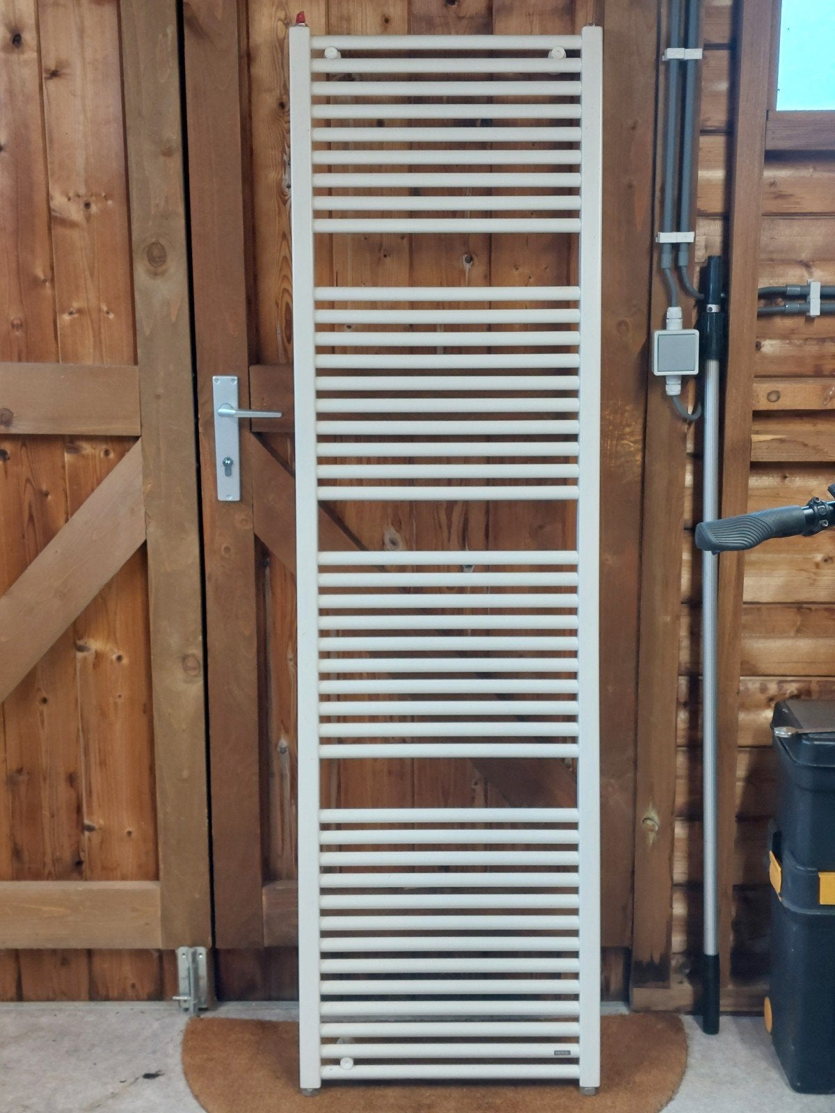 Witte handdoekdroger Vasco 175x50, Bricolage & Construction, Chauffage & Radiateurs, Enlèvement, Utilisé, Moins de 60 cm, 80 cm ou plus