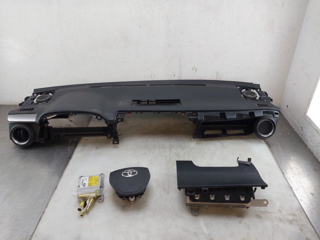 AIRBAG SET + DASHBOARD Toyota RAV4 (A4) (01-2012/09-2019), Auto-onderdelen, Gebruikt, Kundenbetreuung@toyota.de, Toyota, Toyota-Allee 2
50858  Köln, DE