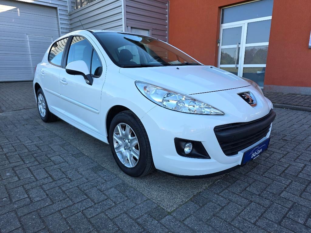 Peugeot 207+ - 1.4 essence, Autos, Euro 5, Achat, Entreprise, Boîte manuelle